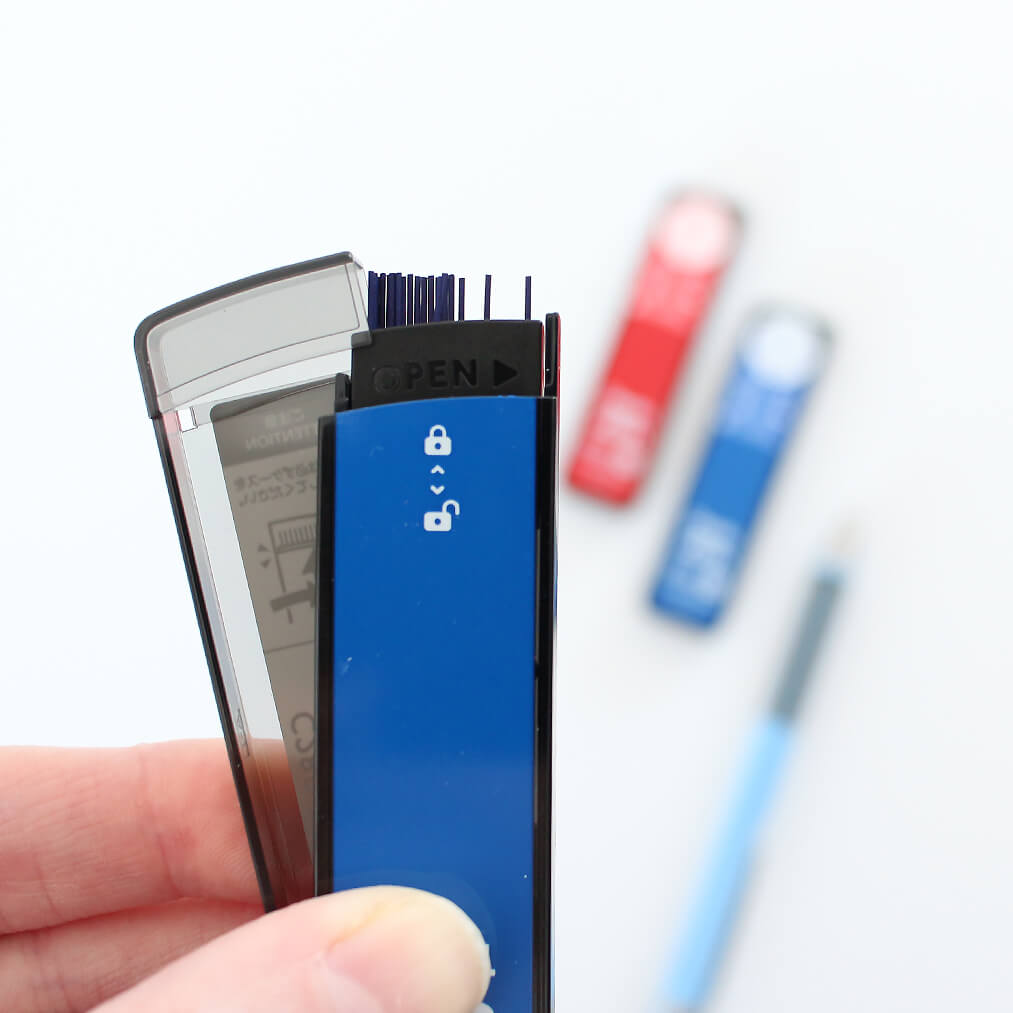 barevne tuhy do pentilky pentel ain detail baleni